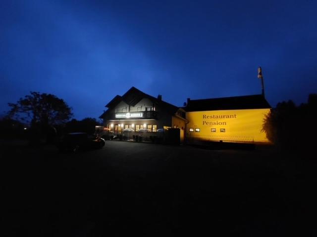 Hubertus 3*
